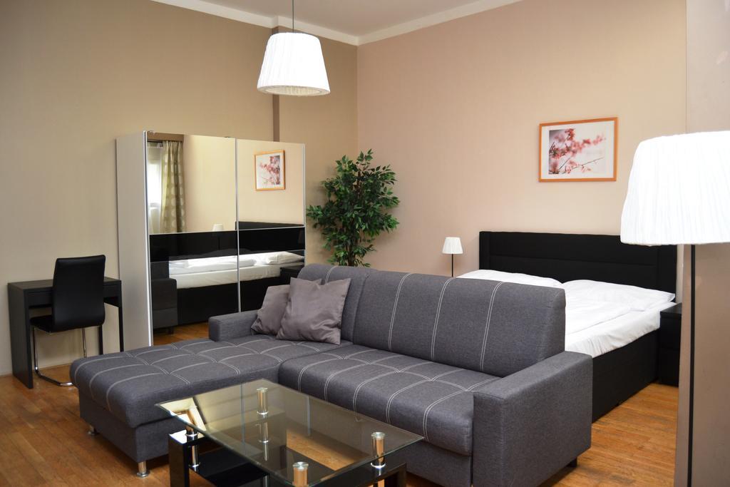 Jizera Wenceslas Square Aparthotel 3*